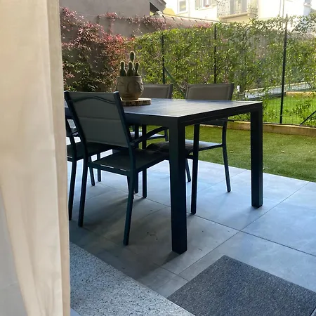 Maison *